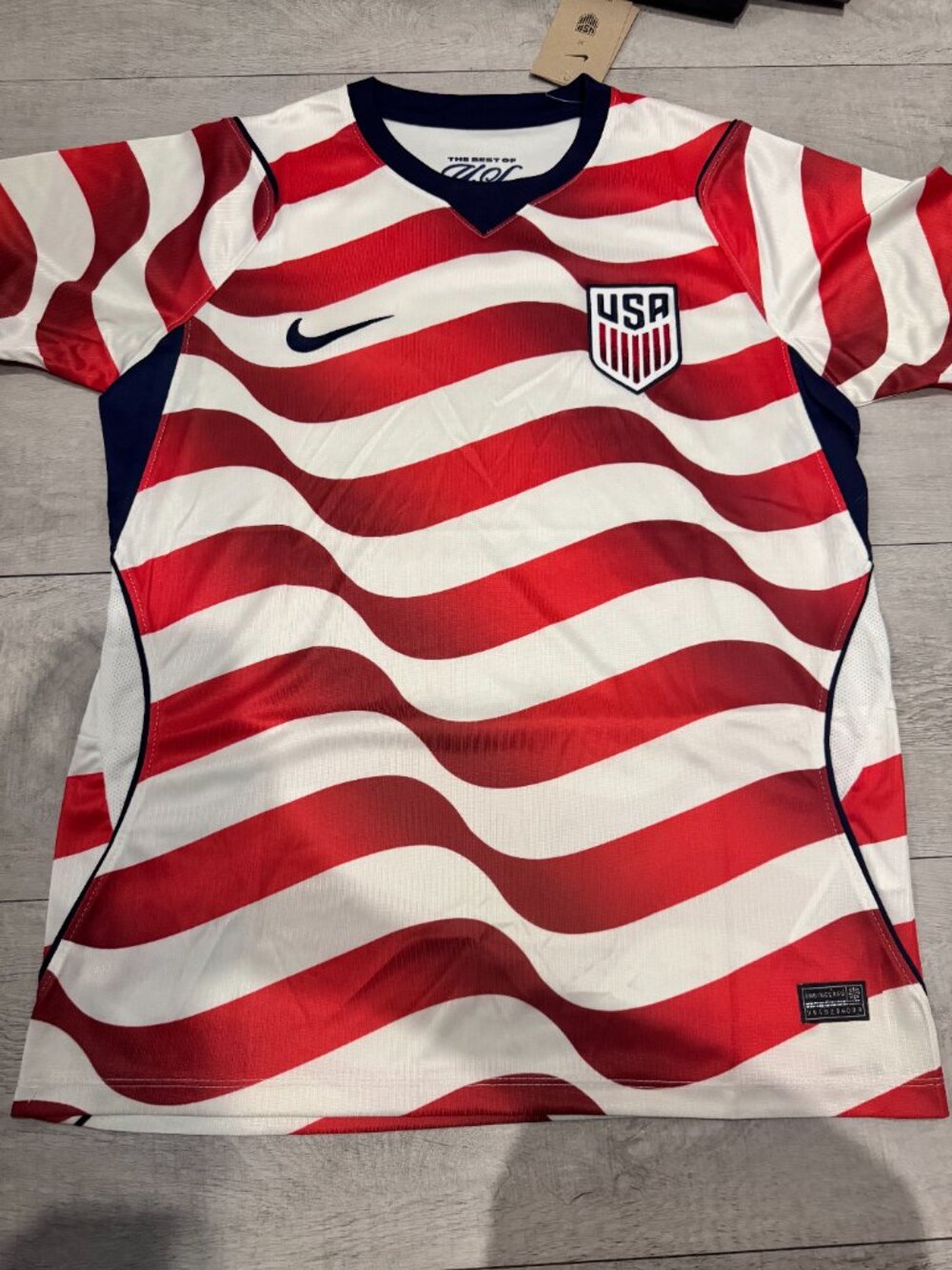 USA Red White Soccer Fan Jersey 2026 World Cup - Picture 6 of 10
